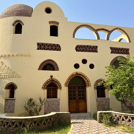 Elphardous Oasis Hotel ルクソール エクステリア 写真