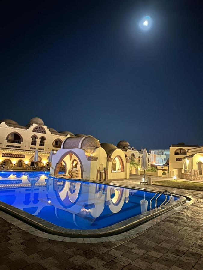 Elphardous Oasis Hotel ルクソール エクステリア 写真